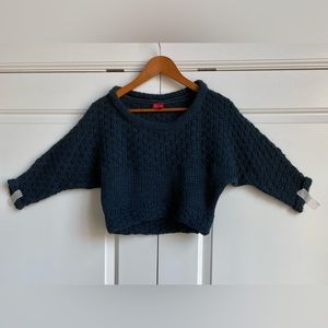 Women’s crop sweater